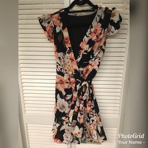 Francesca’s floral wrap tunic